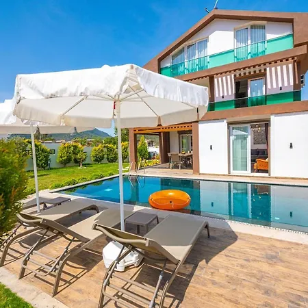 4 Beds, Luxury In Hisaroenue Oeluedeniz Mia Вилла Фетхие