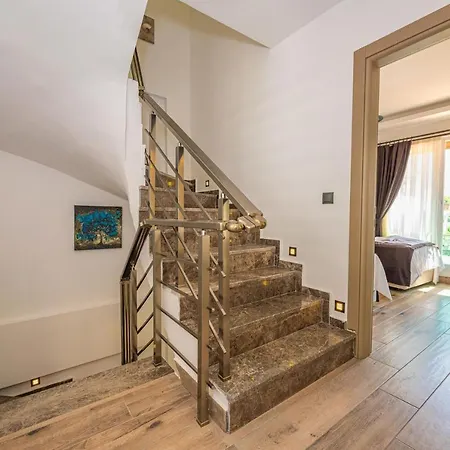 4 Beds, Luxury In Hisaroenue Oeluedeniz Mia Vila