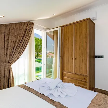 Вилла 4 Beds, Luxury In Hisaroenue Oeluedeniz Mia *